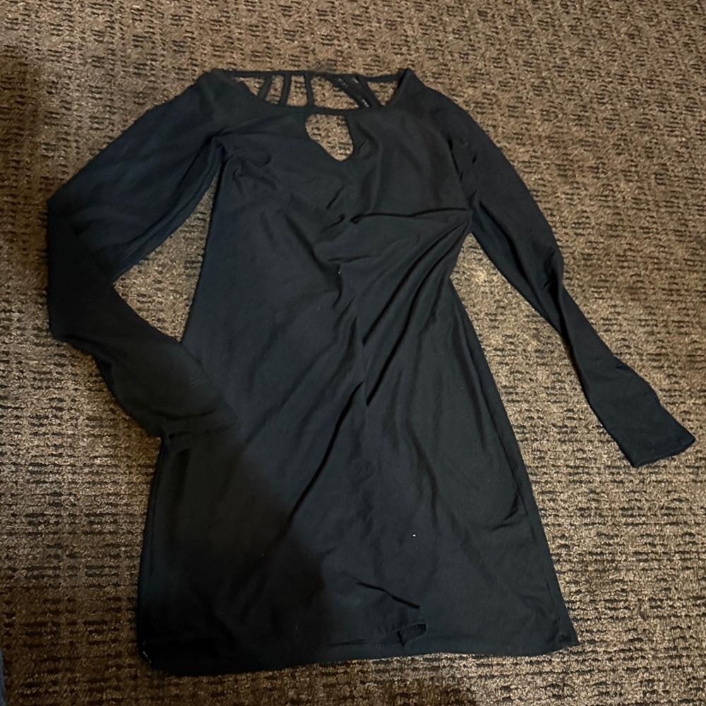 Derek Heart Black Long Sleeve Dress with Cut-Out